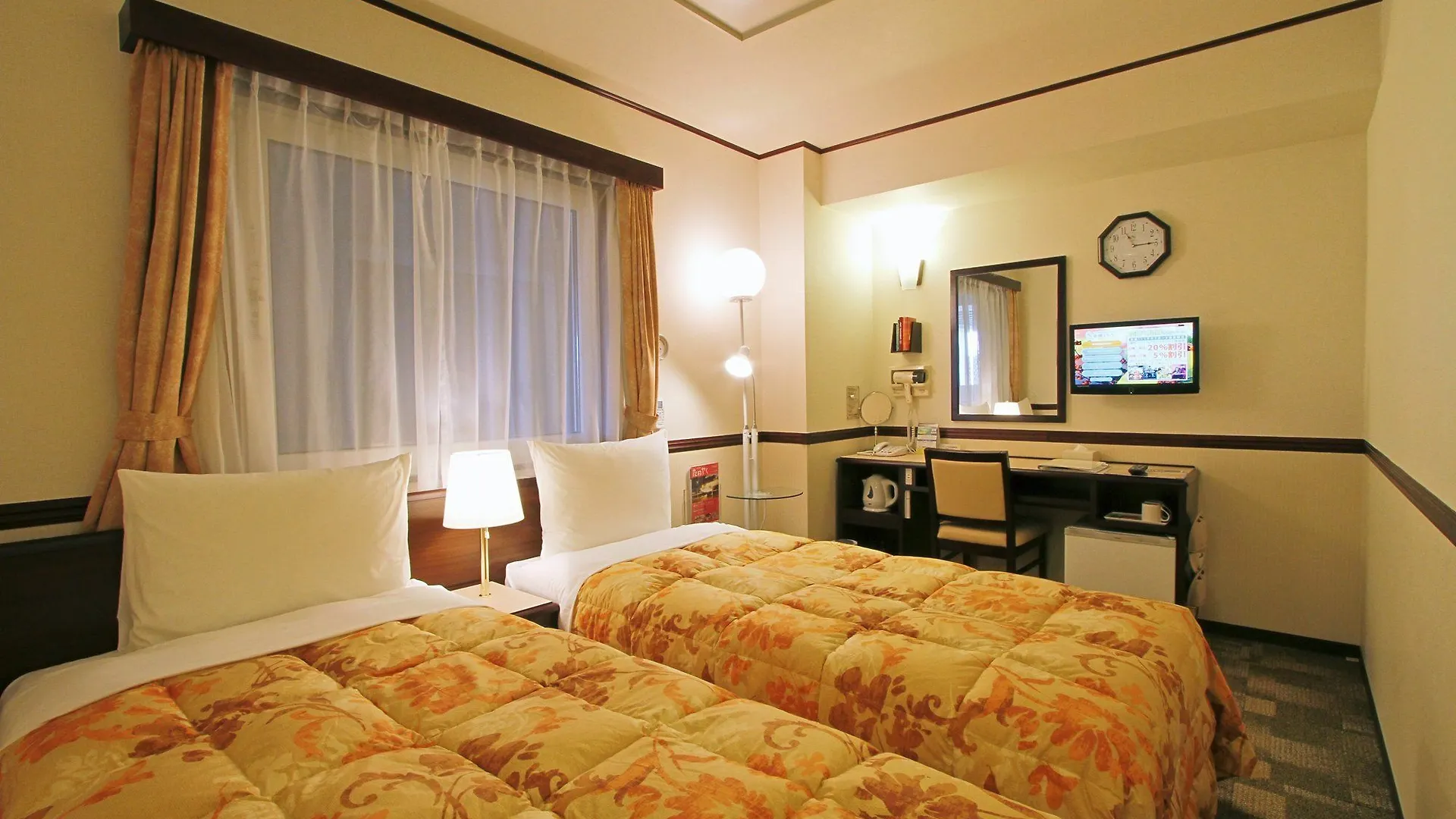 Toyoko Inn Tokyo Kamata Higashi-Guchi Hotel